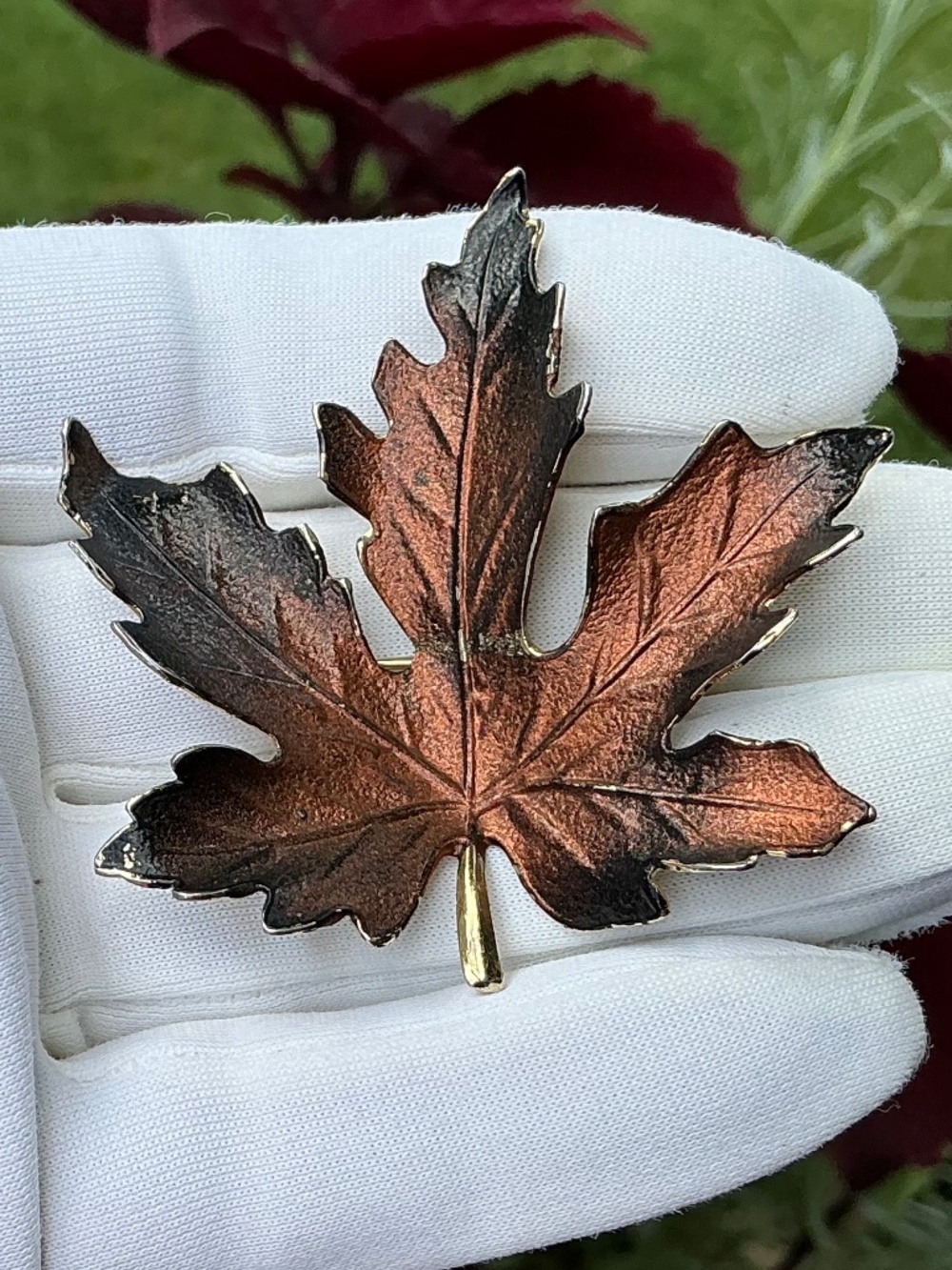 Vintage Mid Century Metallic Maple Leaf Pin Autumn Shaded Ombre Brooch Fall MCM